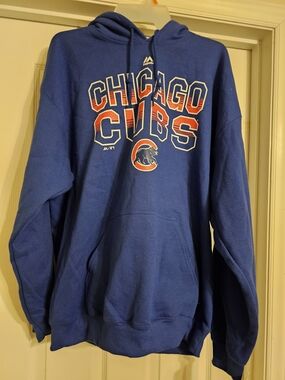 NWT Chicago Cubs Hoodie. Size:L.